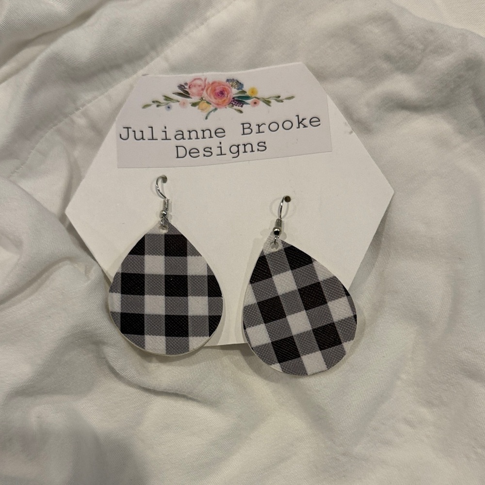Black and White Checkered Teardrop Earrings
